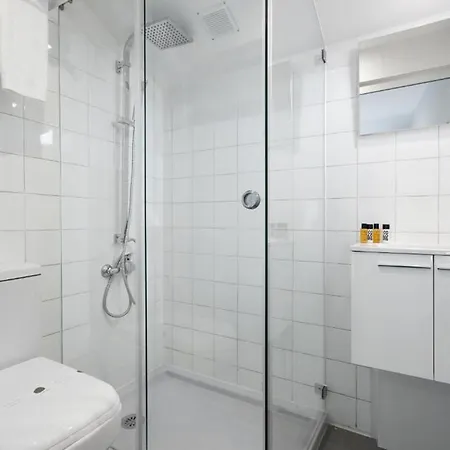 Urban بيت ضيافة أفيرو