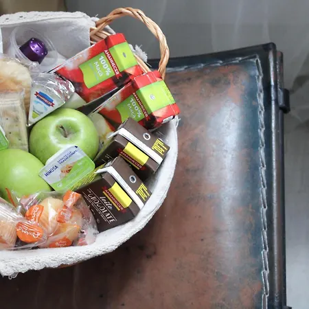 Urban بيت ضيافة 2*