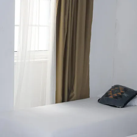 Urban بيت ضيافة أفيرو