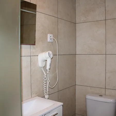 بيت ضيافة Urban أفيرو