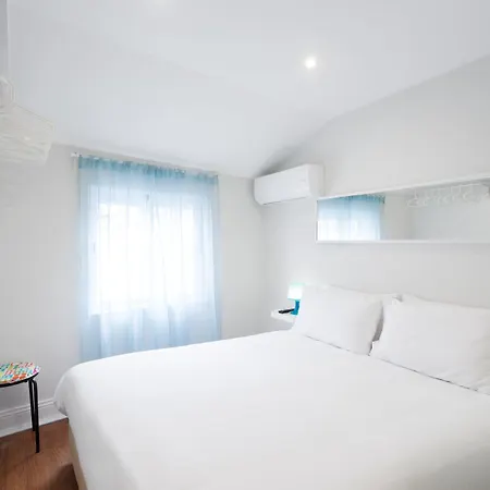 بيت ضيافة Urban أفيرو