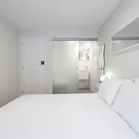 بيت ضيافة Urban 2*