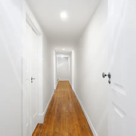 Urban بيت ضيافة